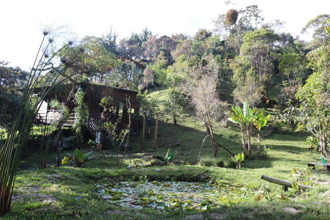 La Casa De Loto Retreat Guatapé Extérieur photo