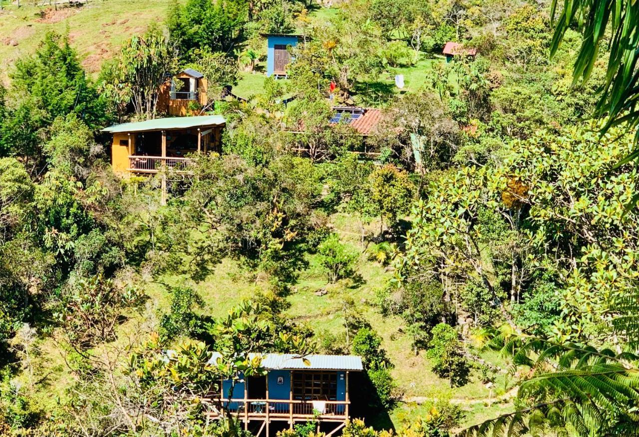 La Casa De Loto Retreat Guatapé Extérieur photo