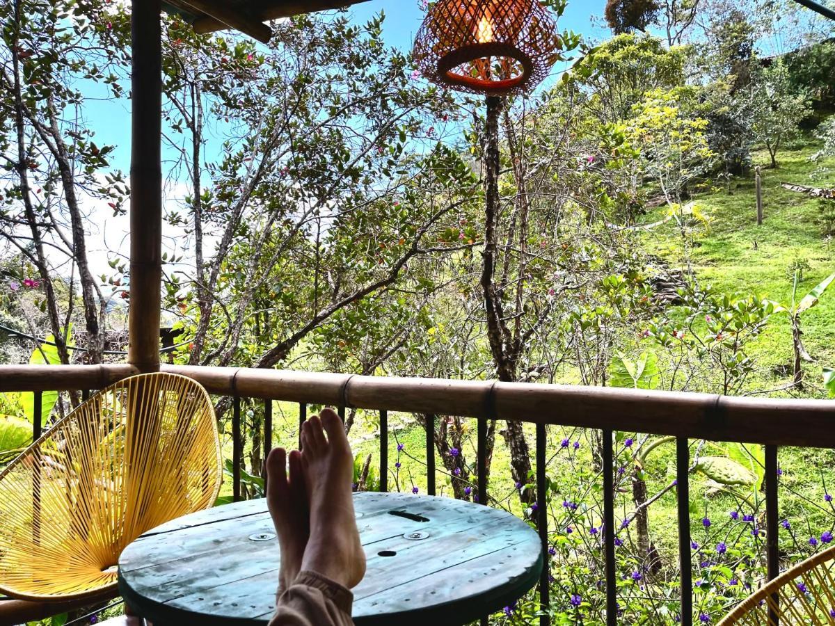 La Casa De Loto Retreat Guatapé Extérieur photo